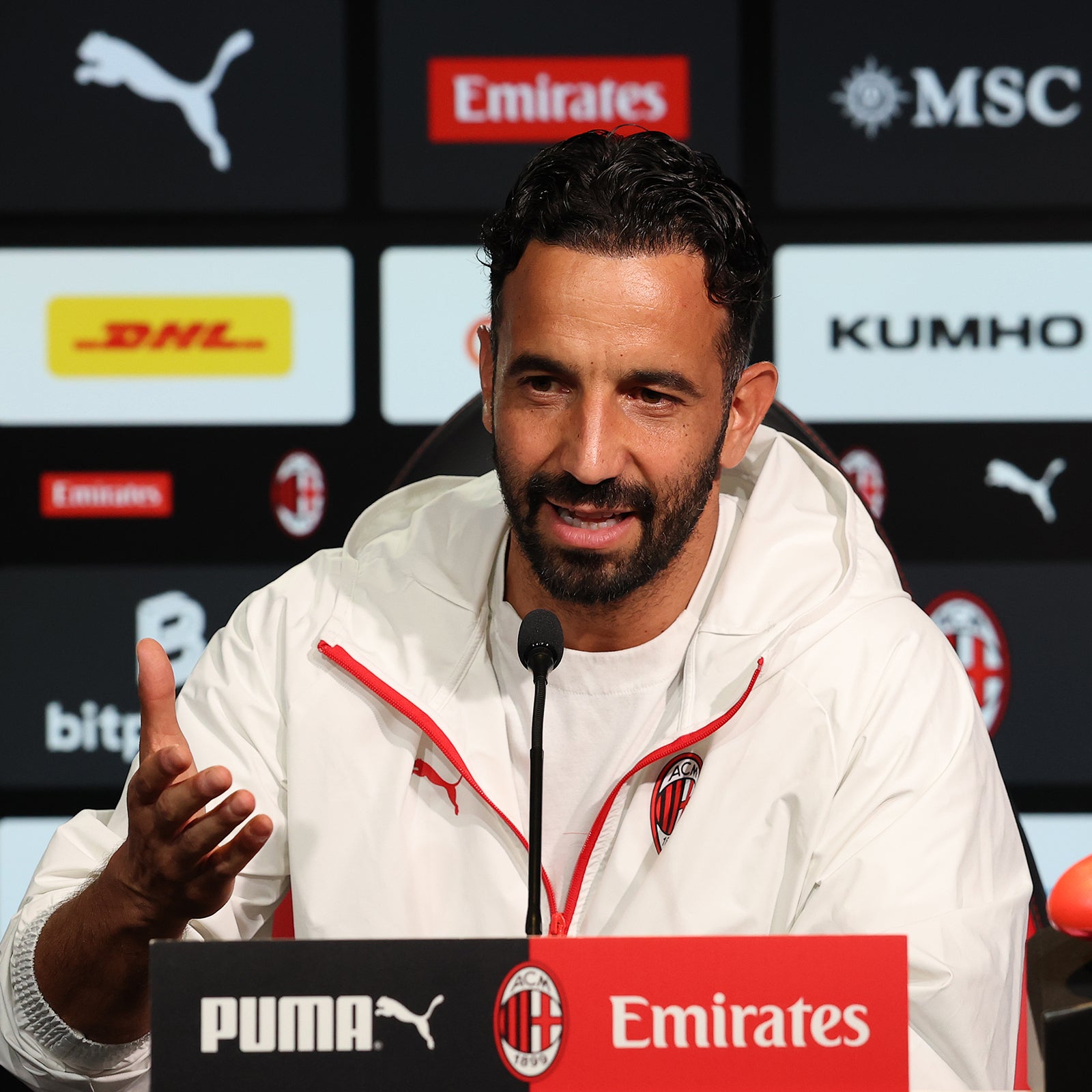 AMORIM: "WE NEED TO STAY HUMBLE AND FOCUSED"