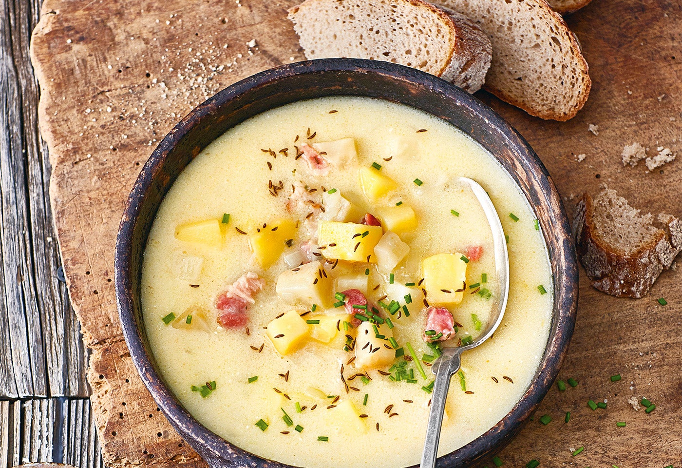 Saure Ripperlsuppe mit Kümmel | BILLA