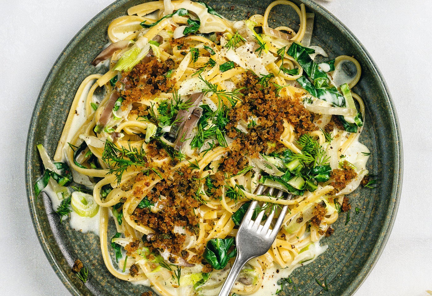 Linguine mit Mangold-Jungzwiebel-Sauce | BILLA Linguine mit Mangold-Jungzwiebel-Sauce | BILLA