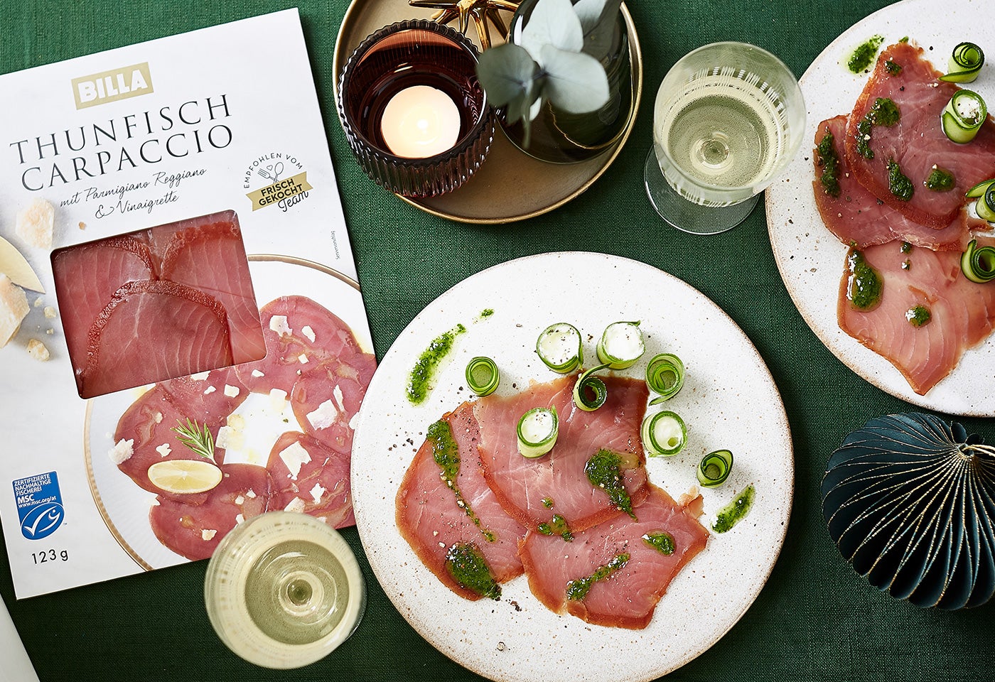 Thunfisch-Carpaccio mit Petersilienvinaigrette und Parmesan-Espuma | BILLA