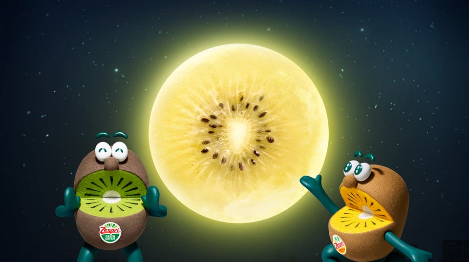 Scoop the Golden Moon