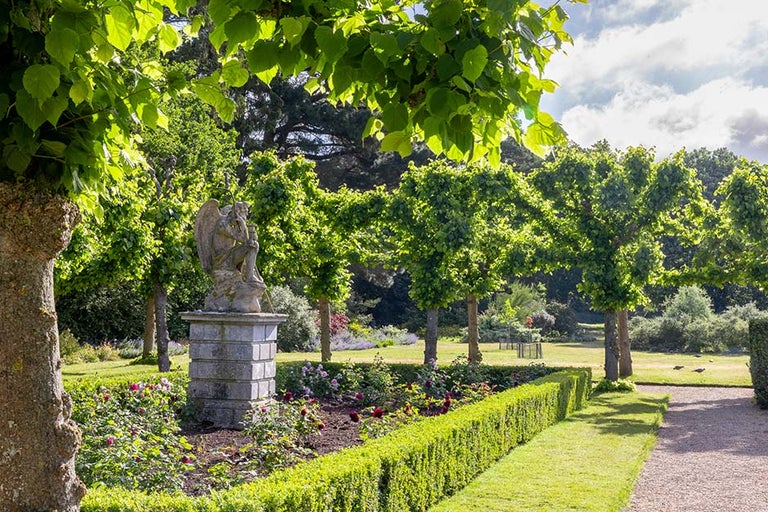 Interesting facts about the location of the show at Sandringham Estate