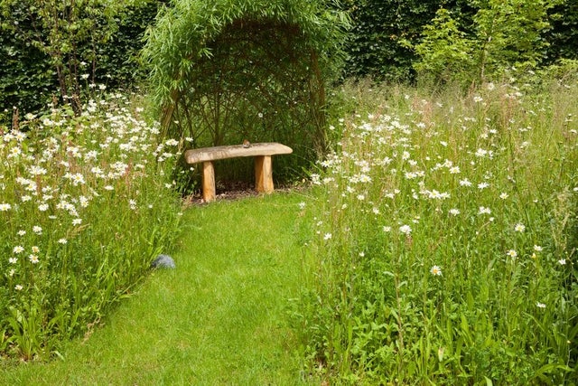 Low-carbon gardening