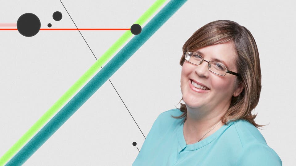 Christine Saunders headshot