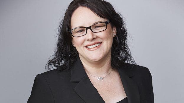 Jennifer Lewis Headshot