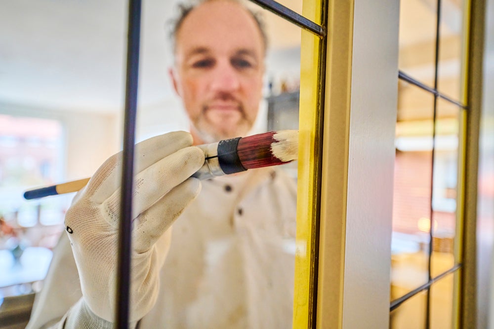 schilder verft binnendeur