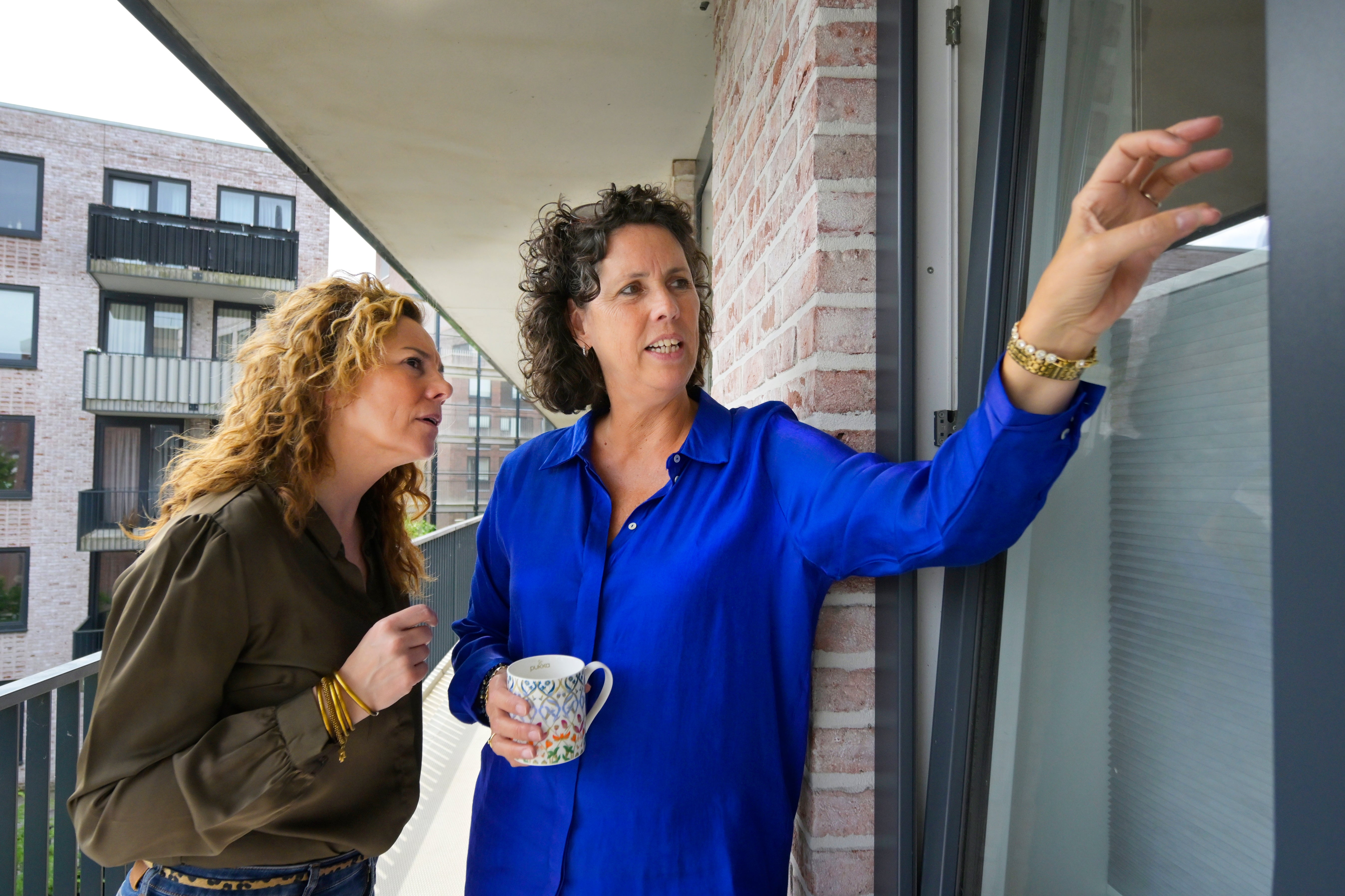 VvE-leden overleggen over onderhoud