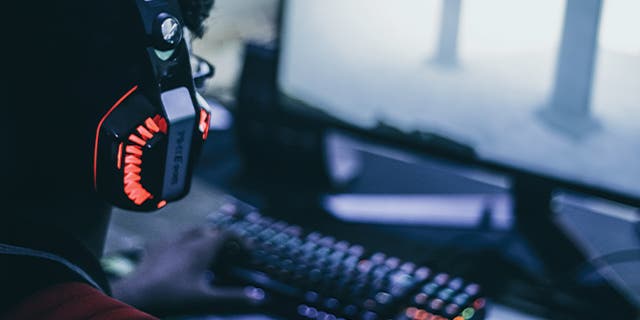 Article card header image