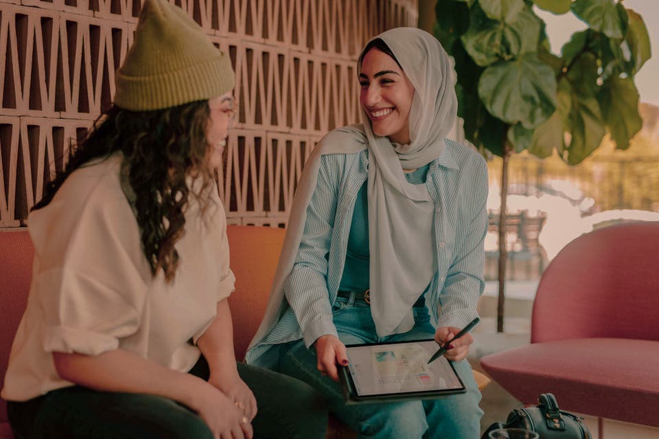 Article card header image