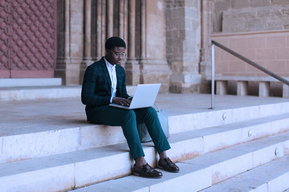 Article card header image