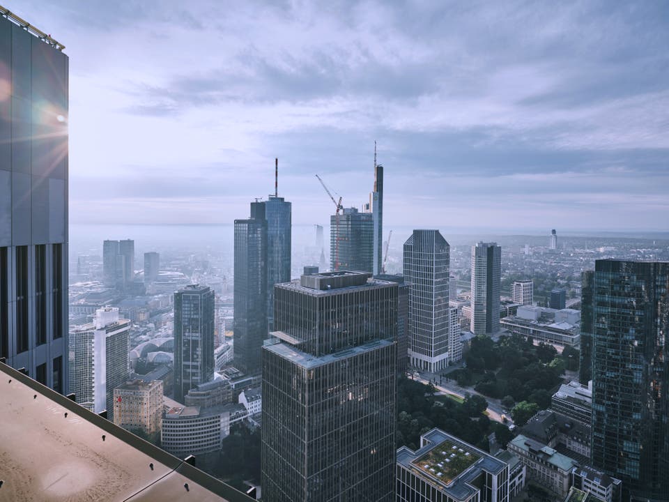 Article card header image