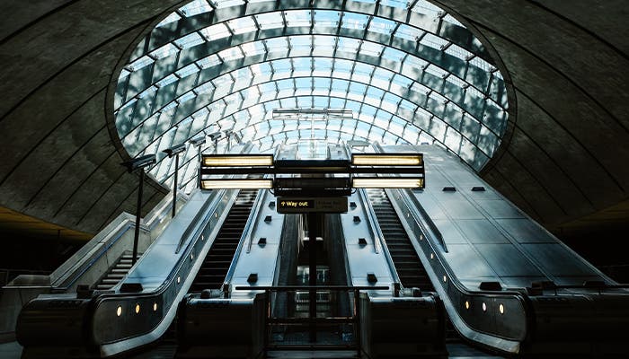 Article card header image