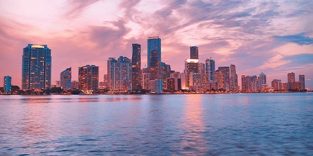 Article card header image