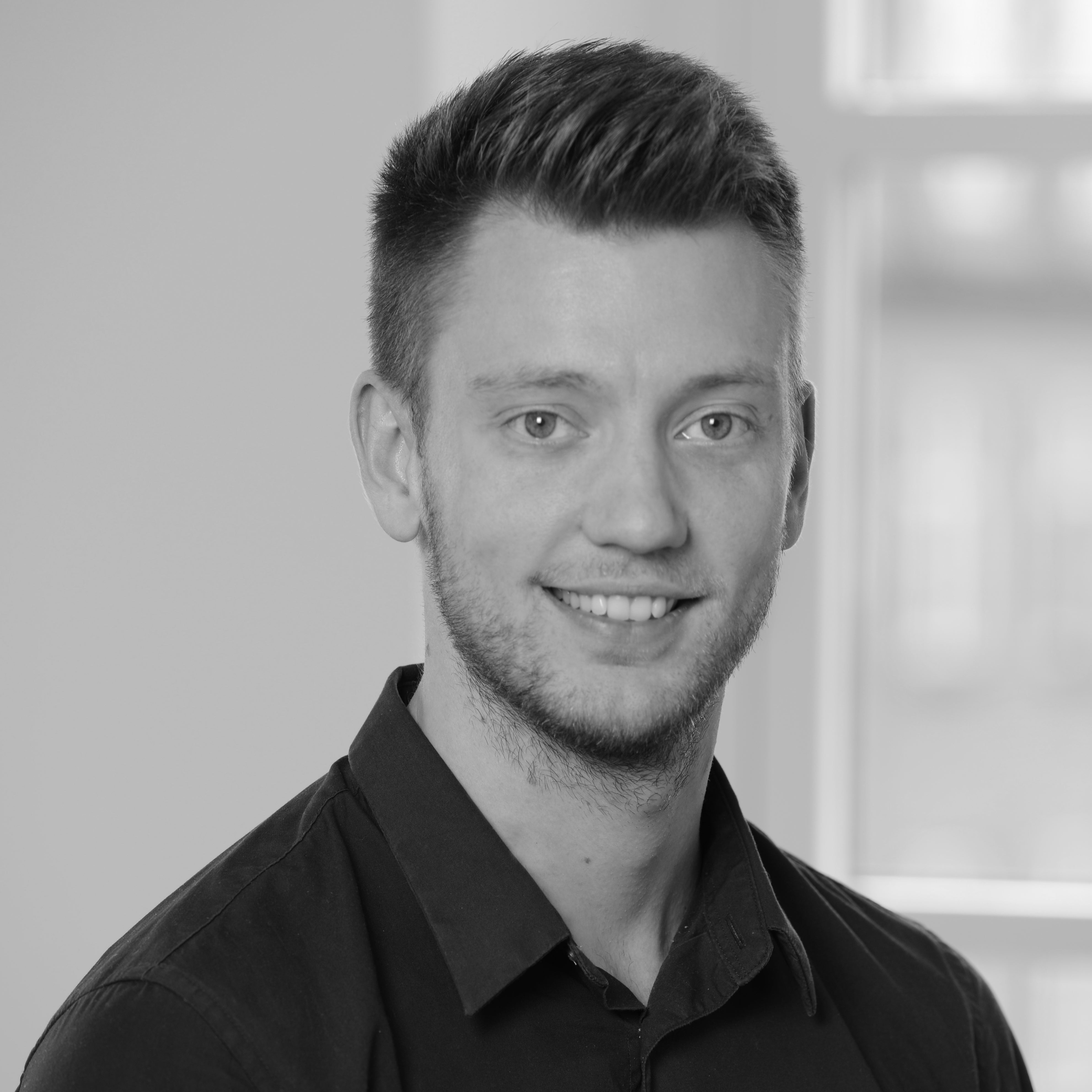 Mads Øvlesen Executive Director, Technology, Carat 