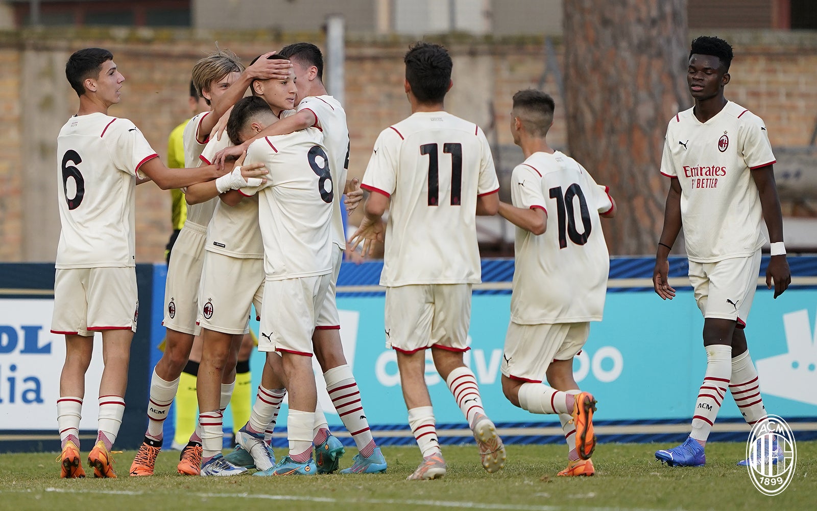 AC Milan U15 Youth Side Wins Their Title Beating Fiorentina 1-0 In The  Final - The AC Milan Offside