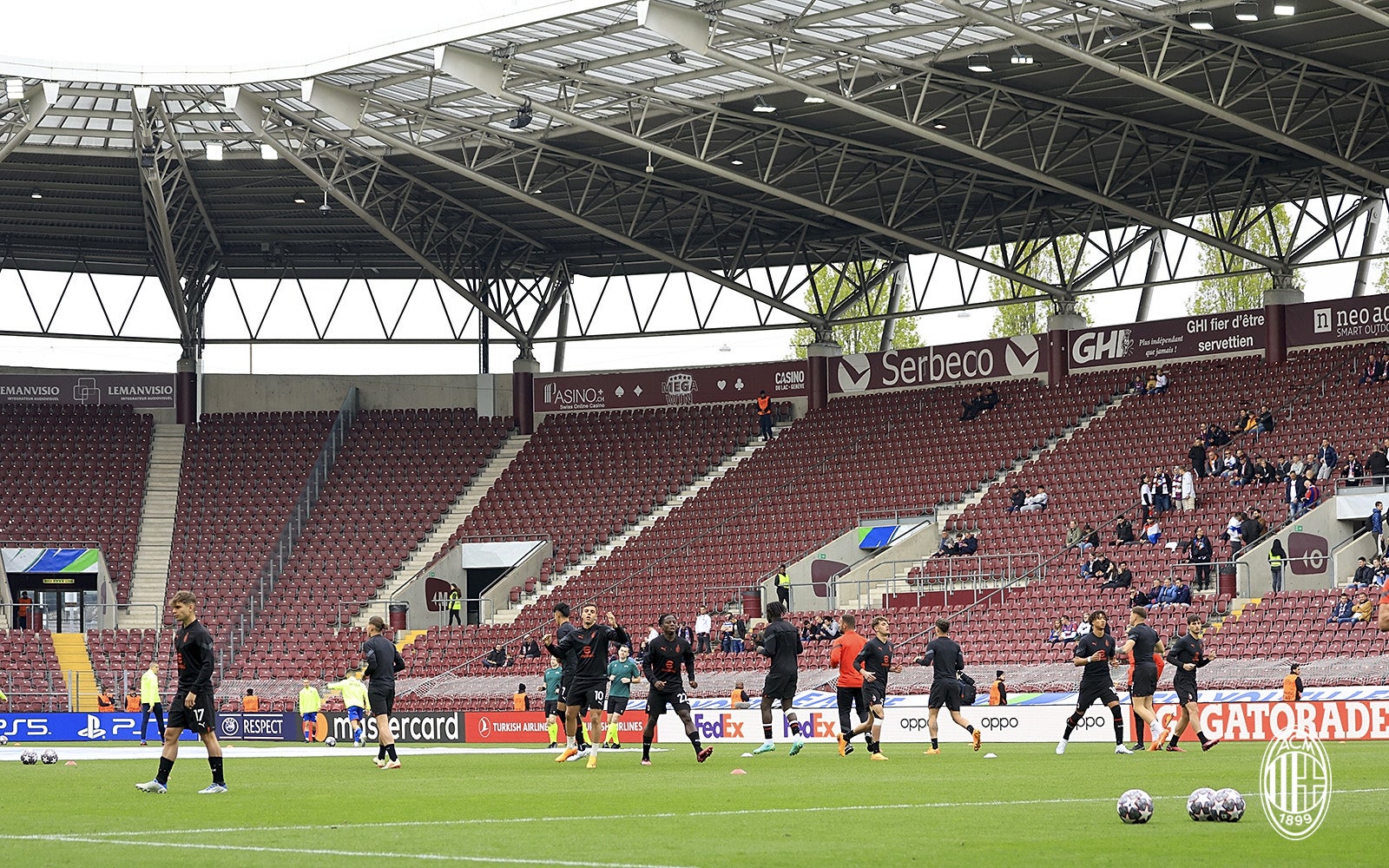 Due to a high demand for tickets from Hajduk Split fans UEFA has moved the  Youth League semifinal between Milan and Hajduk from Nyon (2500 capacity)  to Geneva (30 000 capacity) : r/soccer