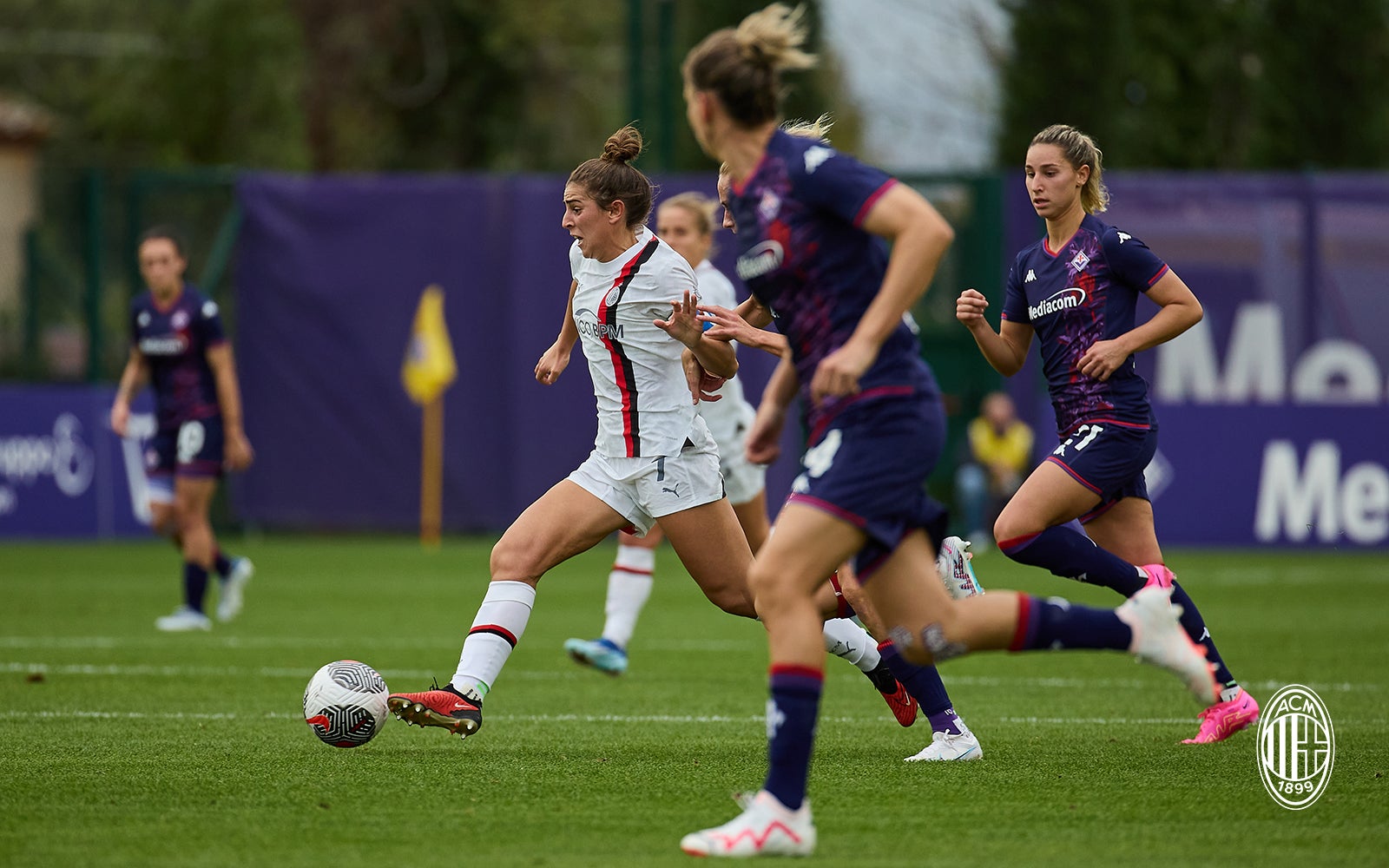 Acf Fiorentina Femminile Vs Ac Milan Imagem de Stock Editorial - Imagem de  grande, mulheres: 204041279