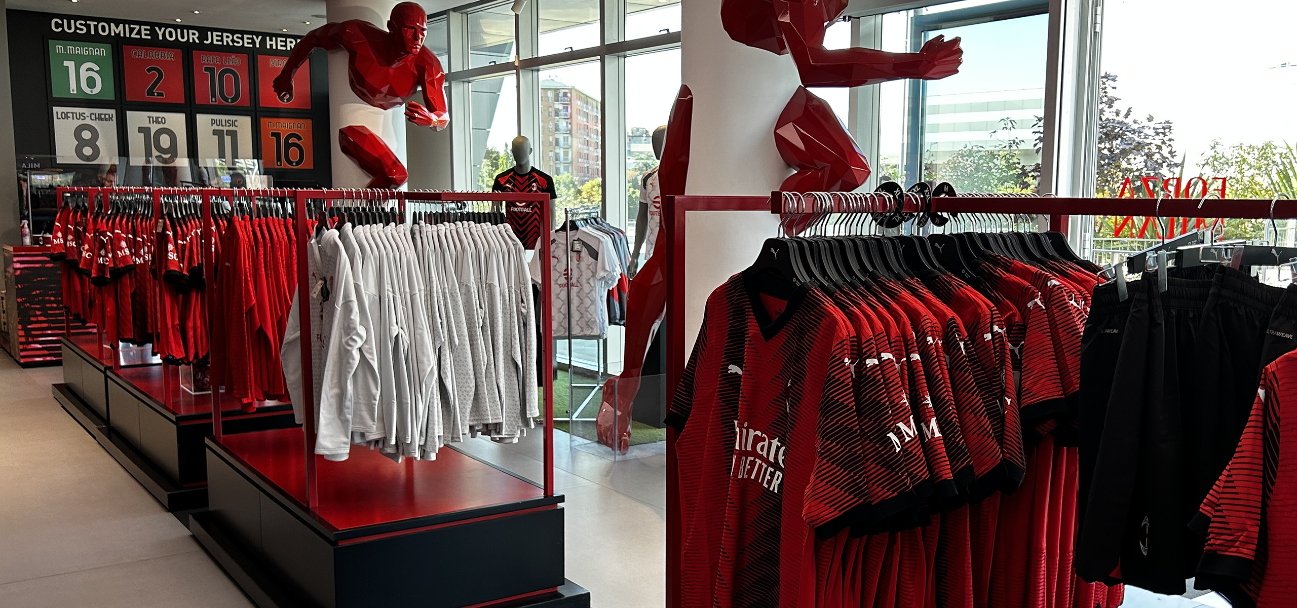 Milan Store: buy in the official shop in Casa Milan