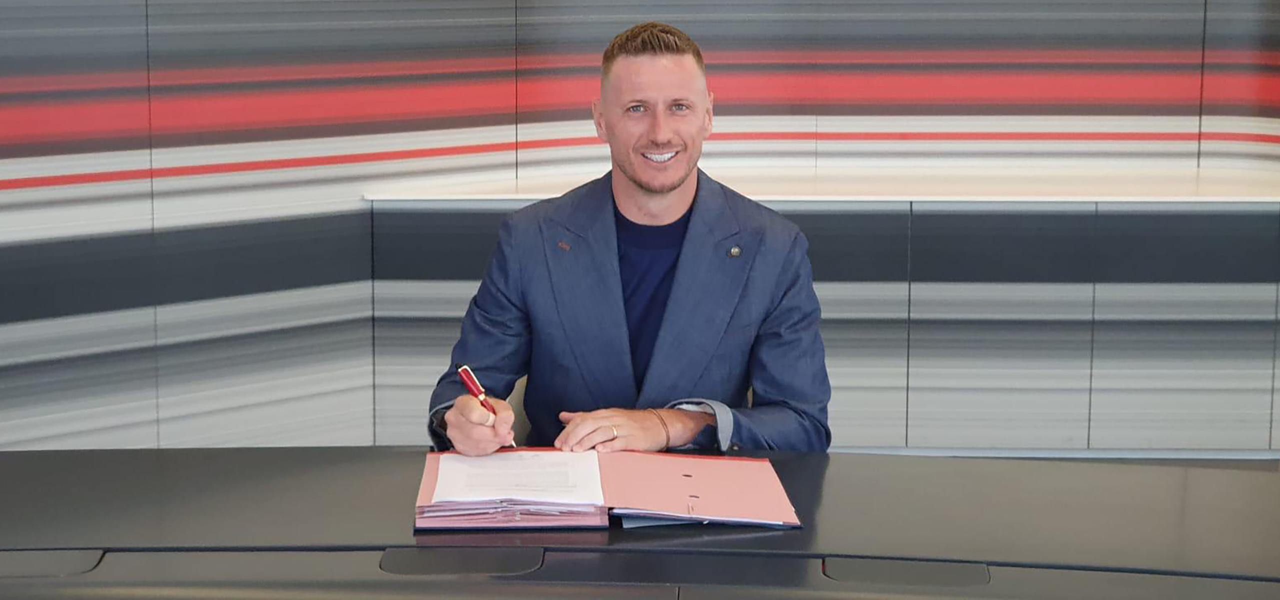 Ignazio Abate extends his contract with AC Milan: official statement | AC  Milan