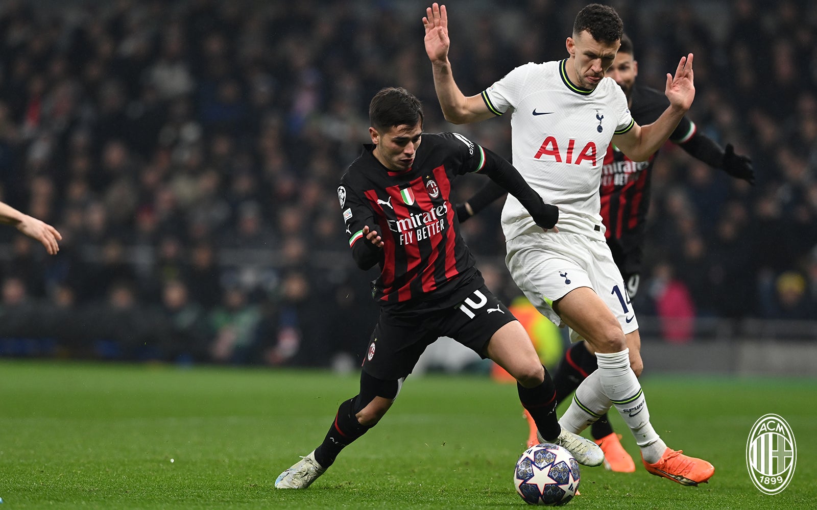 Tottenham Hotspur - AC Milan Live - Champions League: Football Scores &  Highlights - 08/03/2023