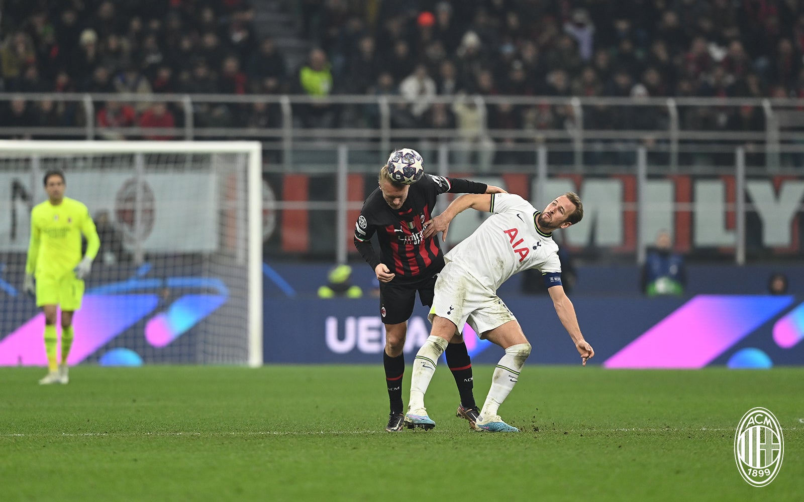 Tottenham Hotspur vs AC Milan / X