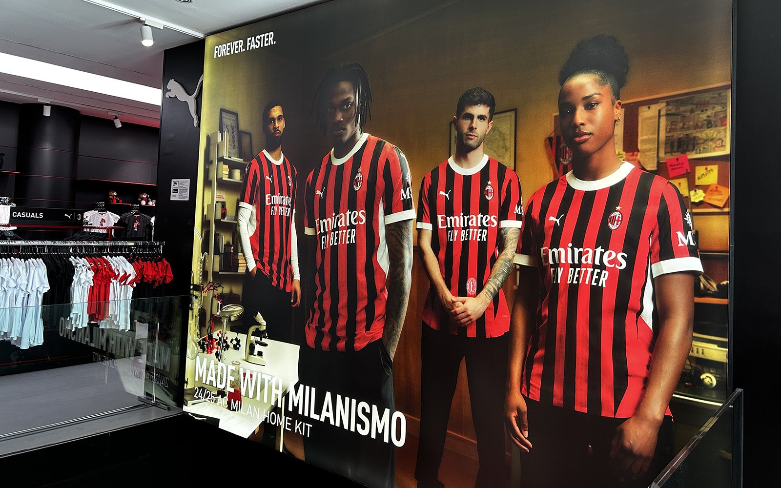 CasaMilanStore-Giugno2024-02.jpg