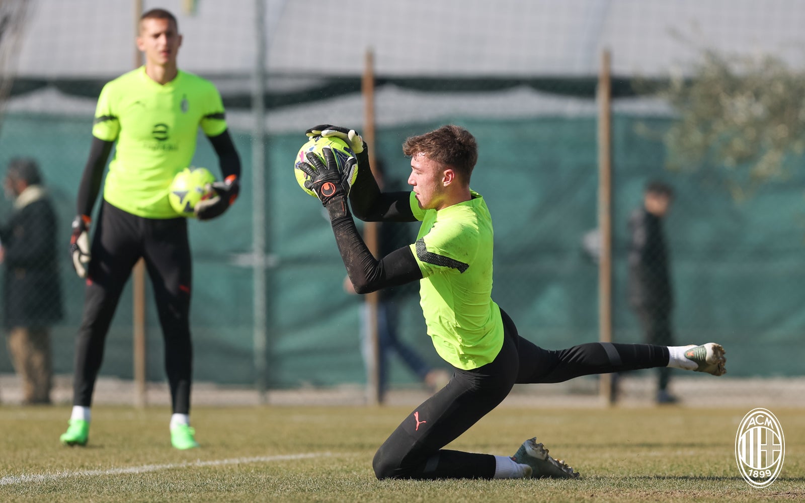 Pagelle Milan-Cesena Primavera 5-1: ciclone El Hilali, Zeroli ispiratissimo  - Pianeta Milan