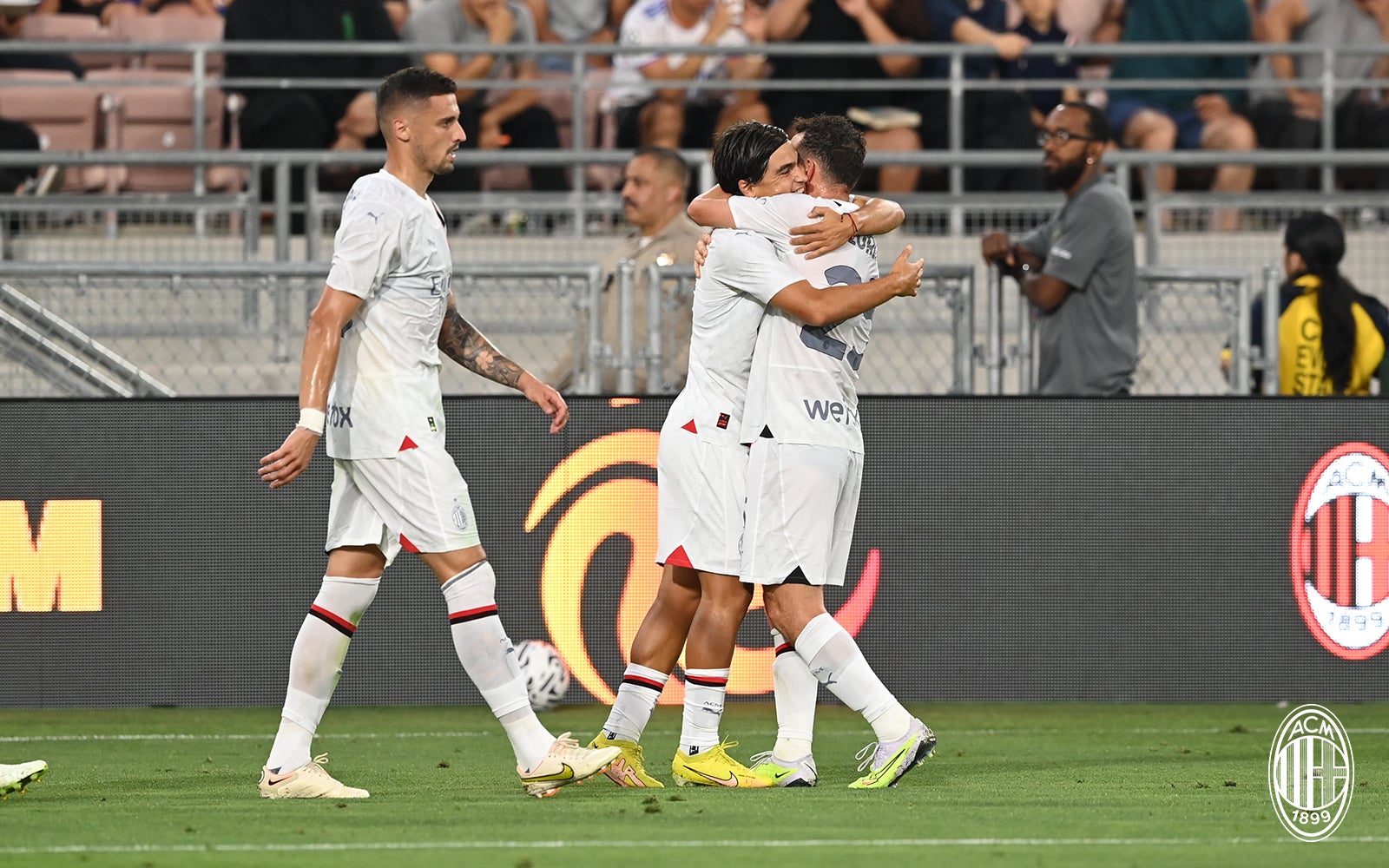 More Soccer At Yankee Stadium: AC Milan vs. Real Madrid In August! -  Gothamist