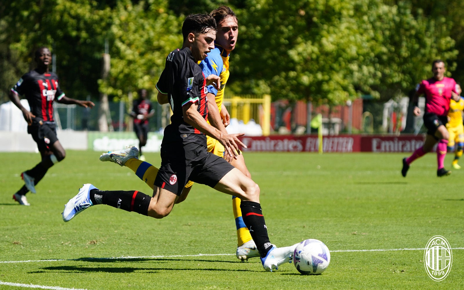 Milan U19  Forza Football