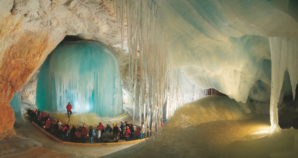 Eisriesenwelt-Werfen © Oesterreich-Werbung © Eisriesenwelt
