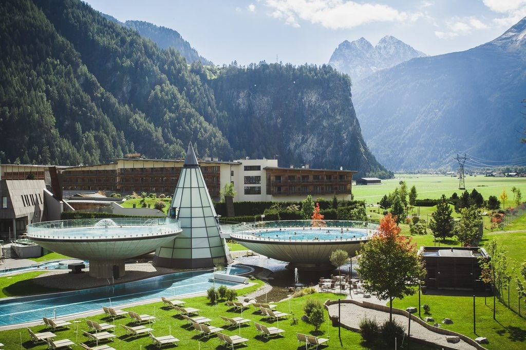 Therme-Aqua-Dome-in-Laengenfeld © Oetztal-Tourismus Foto Christoph Schoech