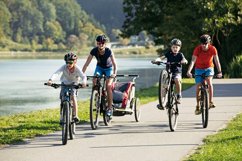 uppermoments Radfahren am Donauradweg © Oberösterreich Tourismus GmbH-Stefan Mayerhofer