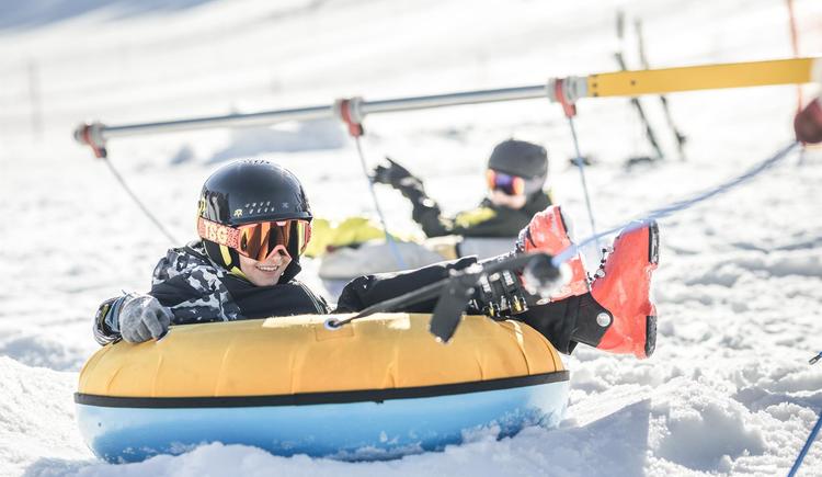 Pyhrn Priel_Winter_Hinterstoder_Kind_Oberoesterrei © OÖ Tourismus GmbH Foto Moritz Ablinger