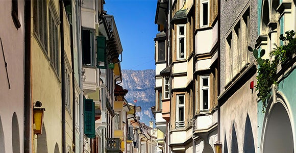 [external Link]: Wohnen für Studierende in Südtirol