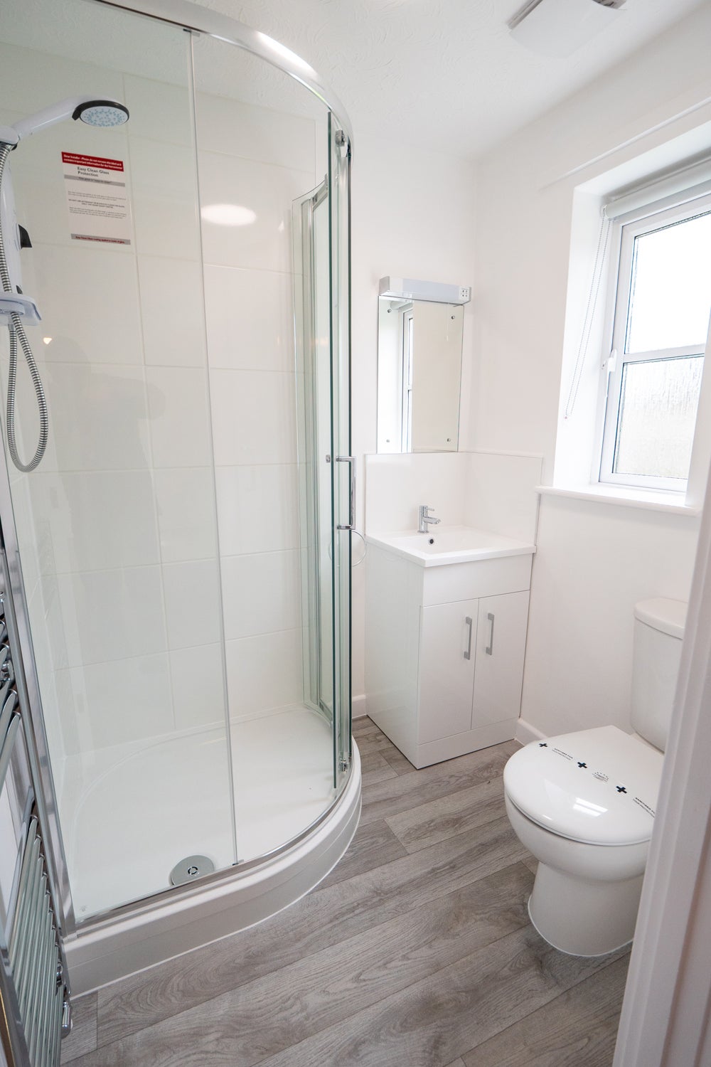 MOD - 4 bed house - Ensuite