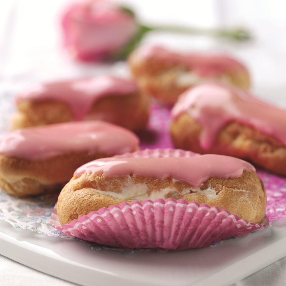 How to Fill a Profiterole or Eclair in 2 Ways