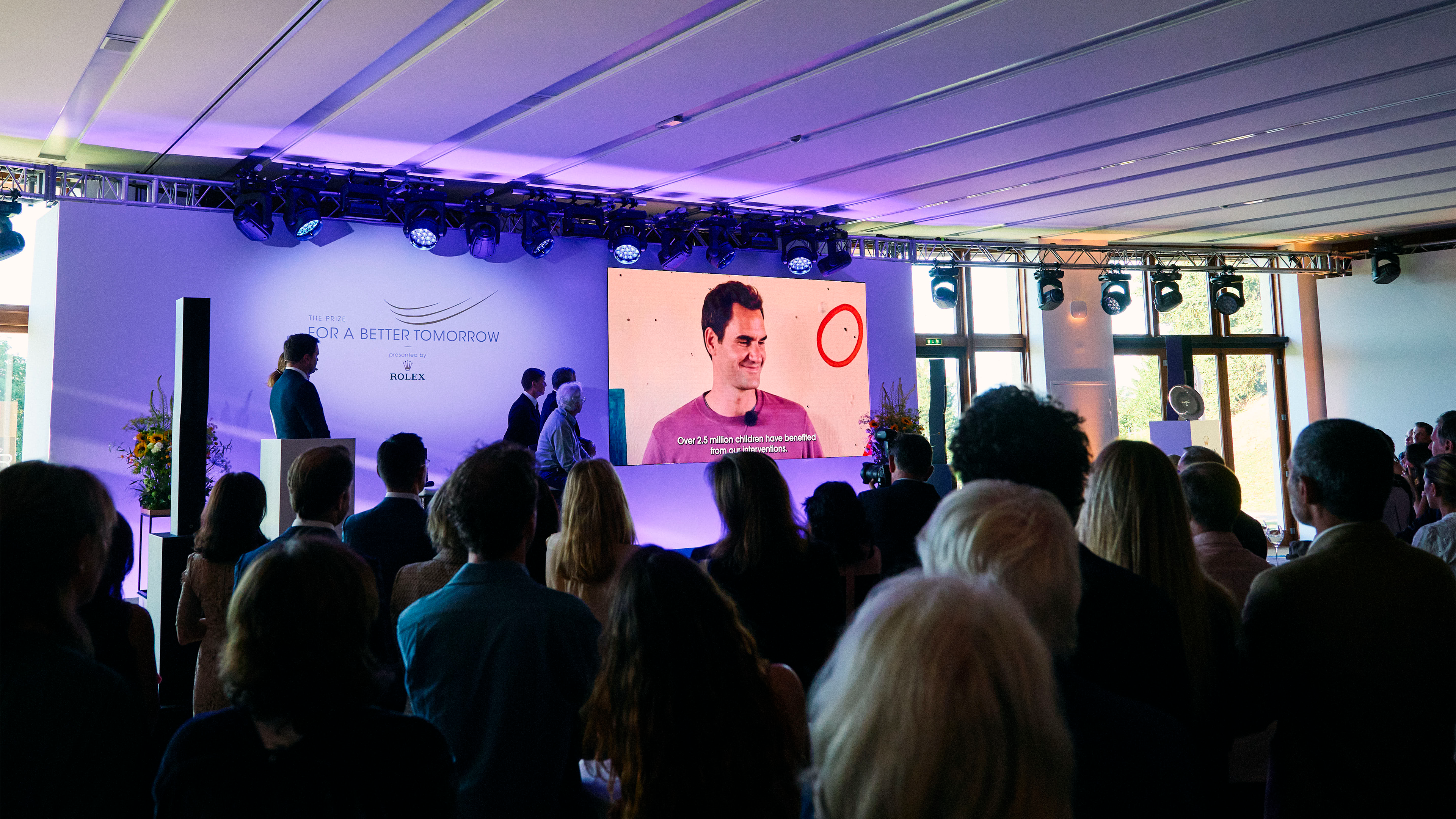 The Prize For A Better Tomorrow Presented By Rolex met en lumière le lauréat 2024 : Roger Federer Foundation.