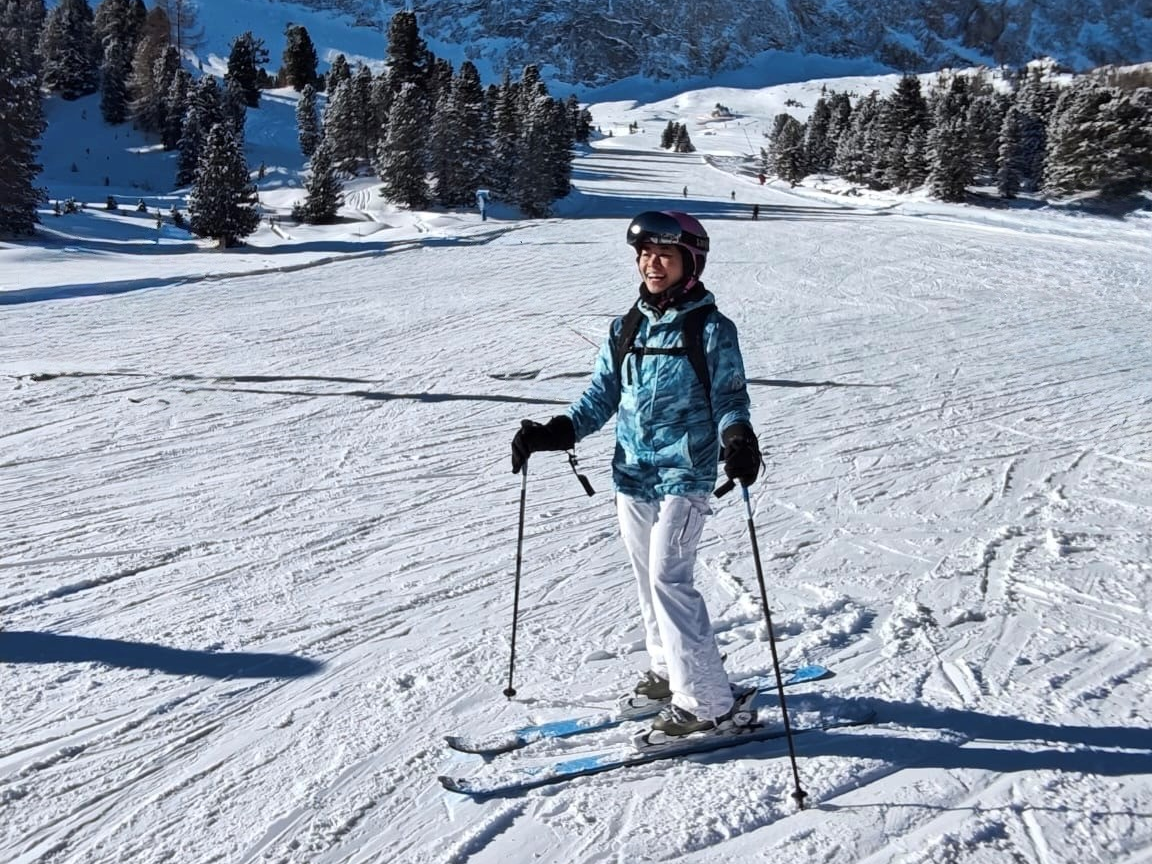 Nurhayati Mohd Noor skiing
