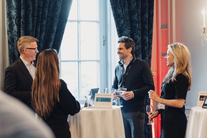 Our live podcast event was sponsored by Artis Works and Allasso SA. 