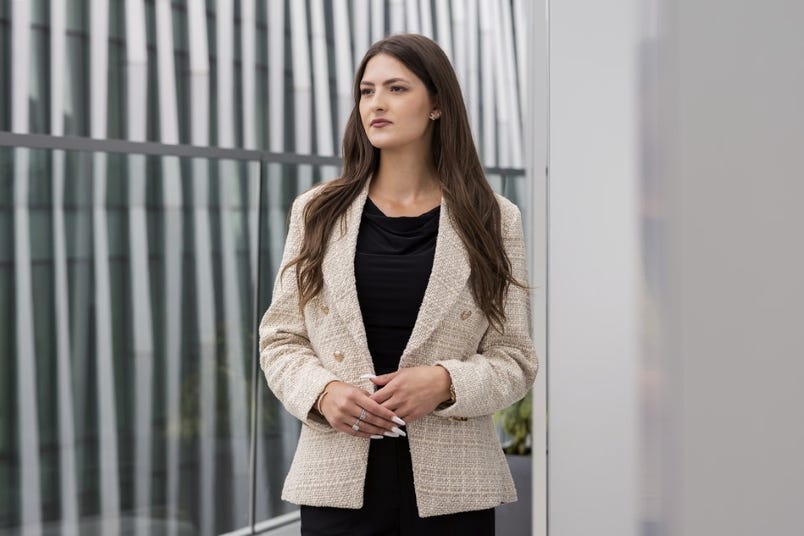 Oana joined HC Group in 2024 and is currently a Senior Consultant in the Commodity Technology and Innovation practice.