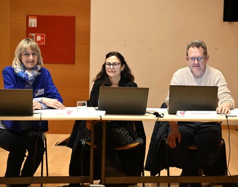 Sie haben die Leistungen der Schülerinnen und Schüler fachgerecht bewertet: Die Jury bestehend aus Ursula Puyer, Elisa Piras und Martin Paulmichl. Foto: Margit Pichler