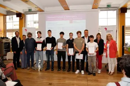 Beim diesjährigen „Territorialen Wettbewerb“ der Informatik-Olympiade gehören Moritz Fischnaller, Mattia Mussner, Manuel Prader, Jakob Al Hasan, Matteo Garbin, Lukas Peer zu den Bestplatzierten.