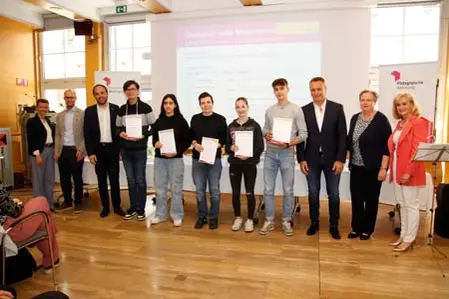 Die Bestplazierten der Mathematik-Olympiade, Landeswettbewerb, 1. Biennium: Martin Volgger, Jasmin Miraoui Morzenti, Noah Tirler, Nadia Insam, Franjo Osanna