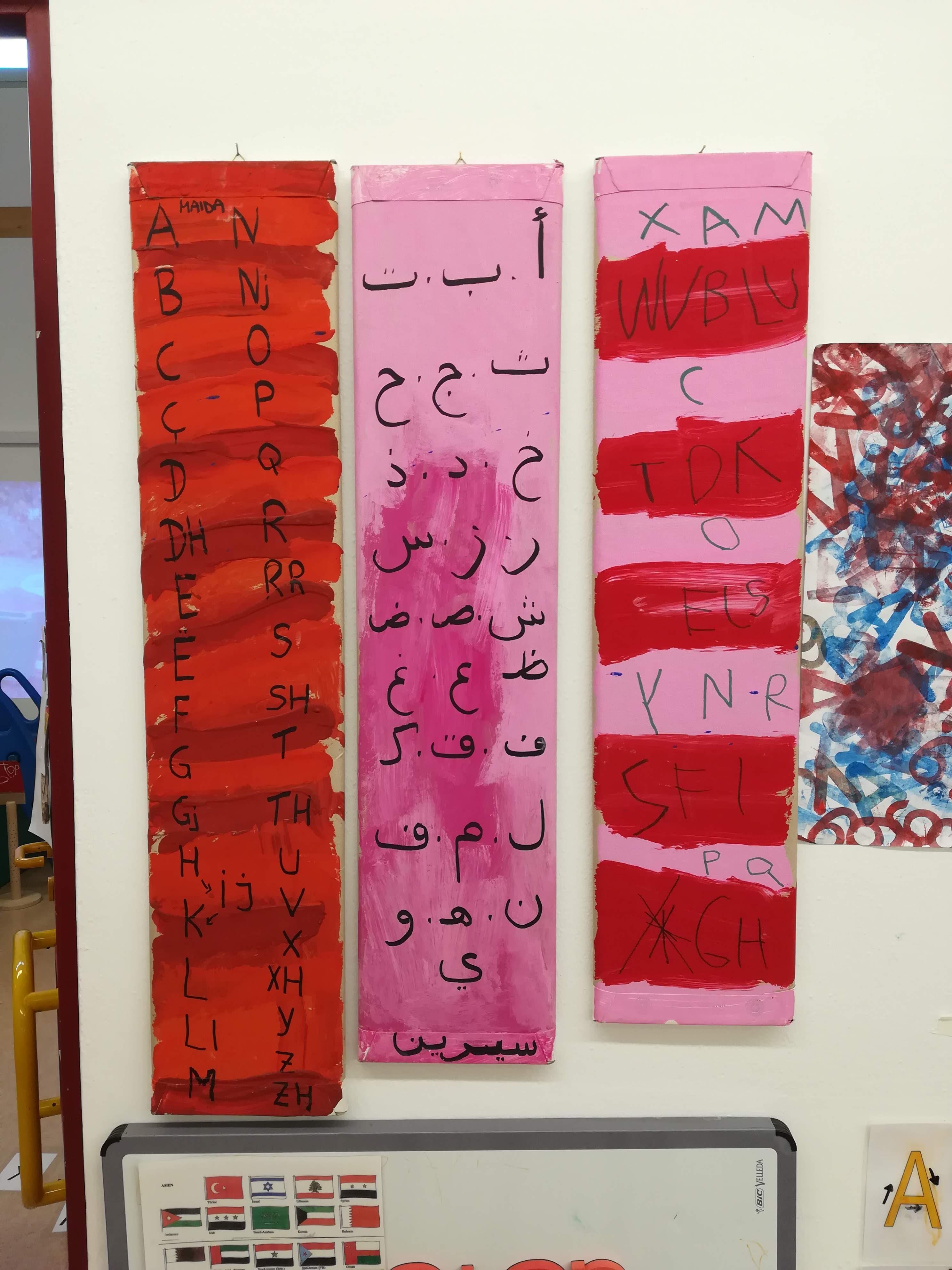 Herkunftssprachen sichtbar machen und wertschätzen: ein Beispiel aus dem Kindergarten Laag (Foto: Arianna Veronesi)