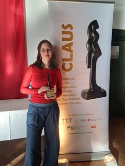Gewinnerin des CLAUS 2026 ist die Schülerin Maria Erhard. Ihr Videobeitrag: „Vergangenheit und Zukunft der ladinischen Sprache. Impressionen aus meinem Heimatdorf“_Foto: Josef Erhard