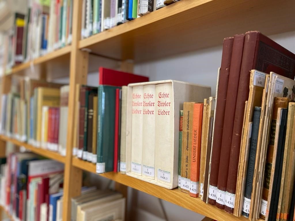 Biblioteca e archivio