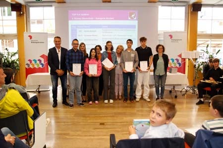 Zu den Gewinnerinnen und Gewinnern der 3. Klasse Oberschule gehören: Florian Bernard, Annalena Obexer, Anna Maria Sölva, Nathan Chizzali, Paul Patzleiner.