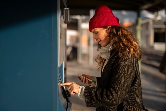 Mit dem 15. Dezember gibt es somit in Südtirol wieder Neuerungen und Anpassungen bei den Fahrplänen für die Züge und Busse im ganzen Land. (Foto: IDM Südtirol-Patrick Schwienbacher)