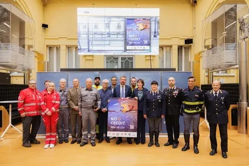 No Credit 2026 stellt erstmals die realen Erfahrungen von Einsatzkräften im Rettungs- und Sicherheitsdienst in Südtirol in den Mittelpunkt. An der Initiative des Landes Südtirol und des Safety Parks beteiligen sich Rotes Kreuz, Weißes Kreuz, der Landesfeuerwehrverband, die Berufsfeuerwehr, die Carabinieri, die Verkehrspolizei und die Vereinigung der Ortspolizei. (Foto: LPA/STA/Ivan Brentegani)