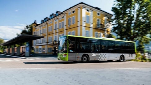 Velocemente a scuola con bus speciali (Foto STA/Ivan Brentegani)